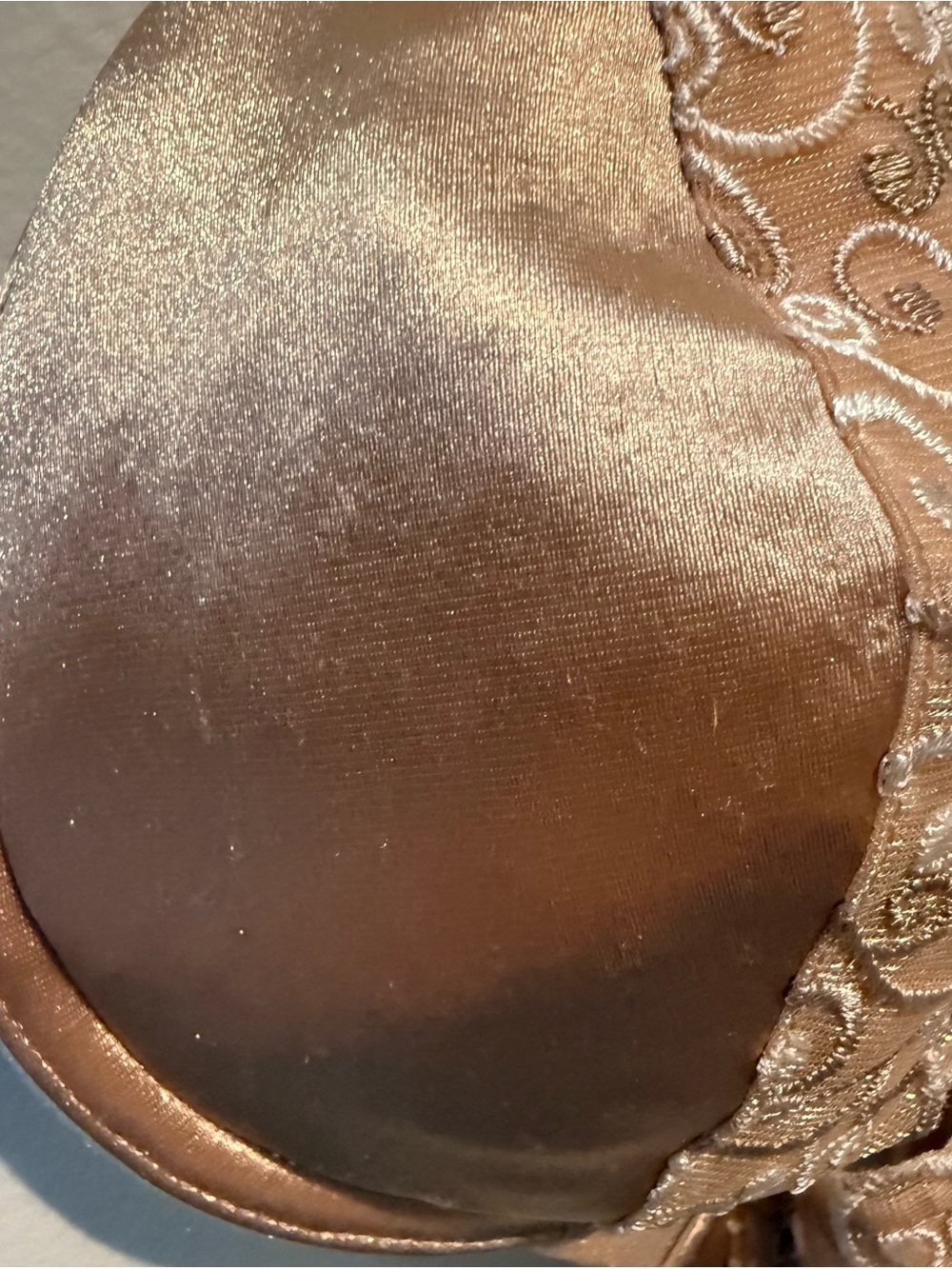 Victoria's Secret Nude Embroidered T-Back Padded Underwire Bra - Picture 4 of 13